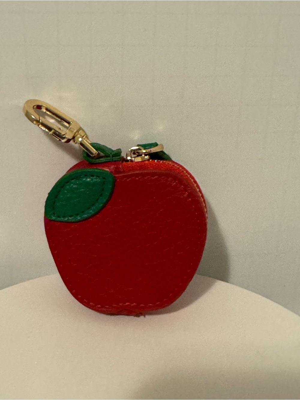 Apple Shaped Mini PU Leather Coin Purse